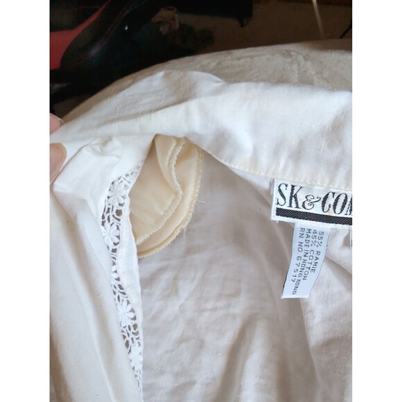 Sk & Company size 10 shoulder pad white collard shirt - Picture 5 of 7